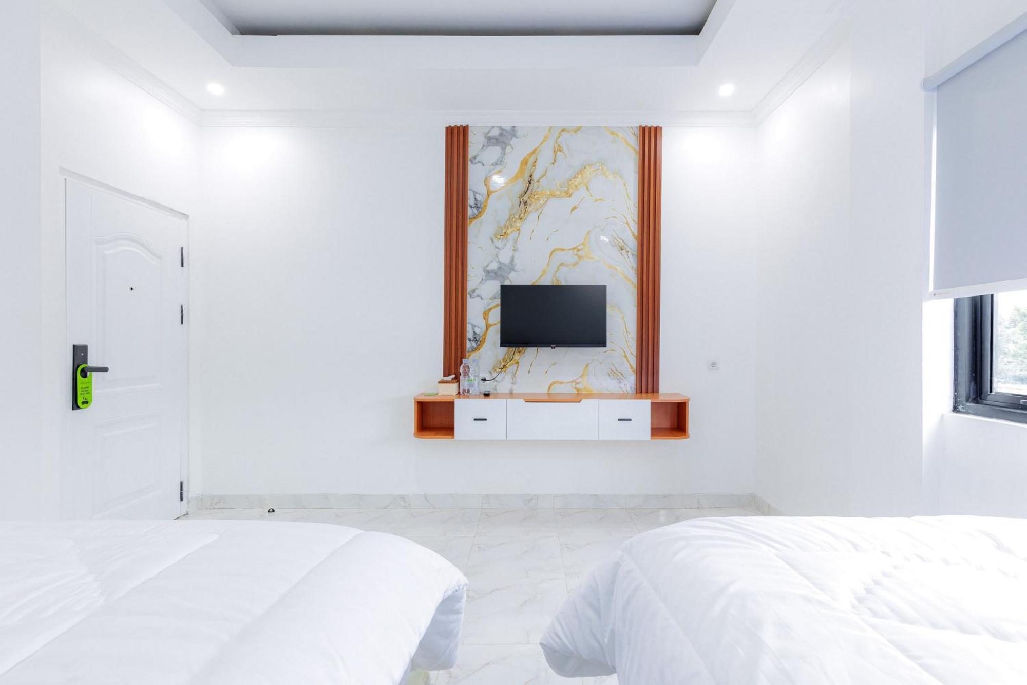 Urbanview Hotel Amira Syariah Bogor Pamoyanan ภายนอก รูปภาพ