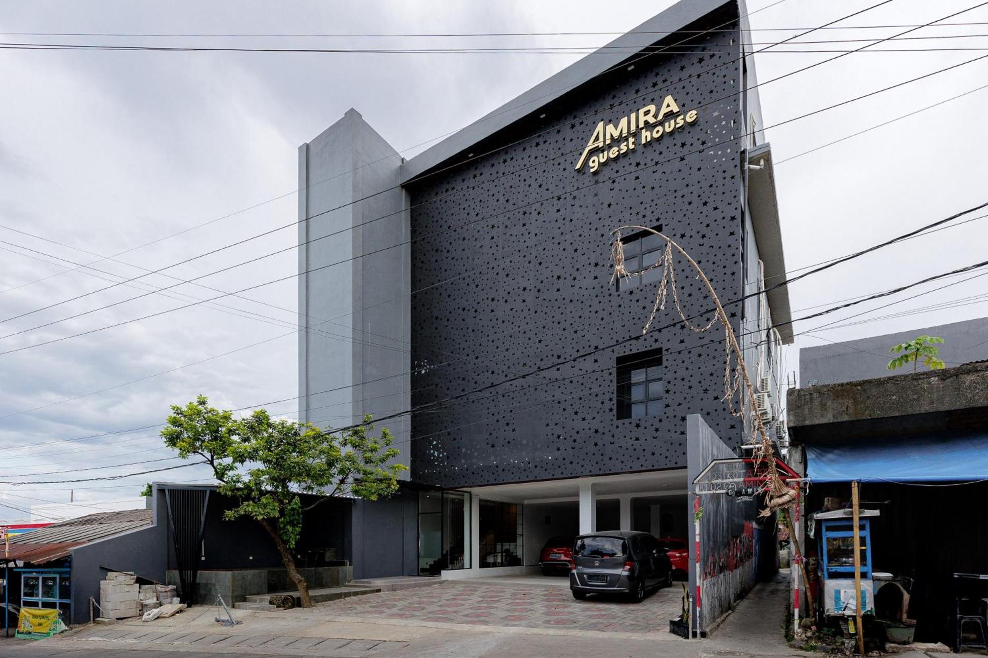 Urbanview Hotel Amira Syariah Bogor Pamoyanan ภายนอก รูปภาพ